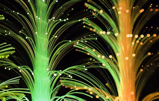 Ad Holiday LED-Weihnachtsbaumlicht mit wirbelndem Glitzereffekt